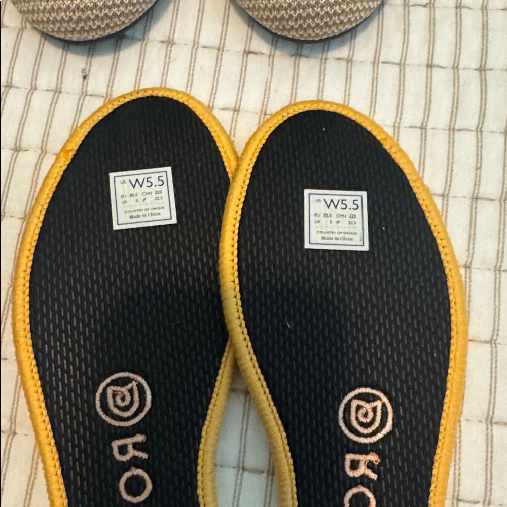 Rothy’s Women’s Sz 5.5 Gray Mustard White Herringbone Design Slip On Flats Round - Picture 10 of 13